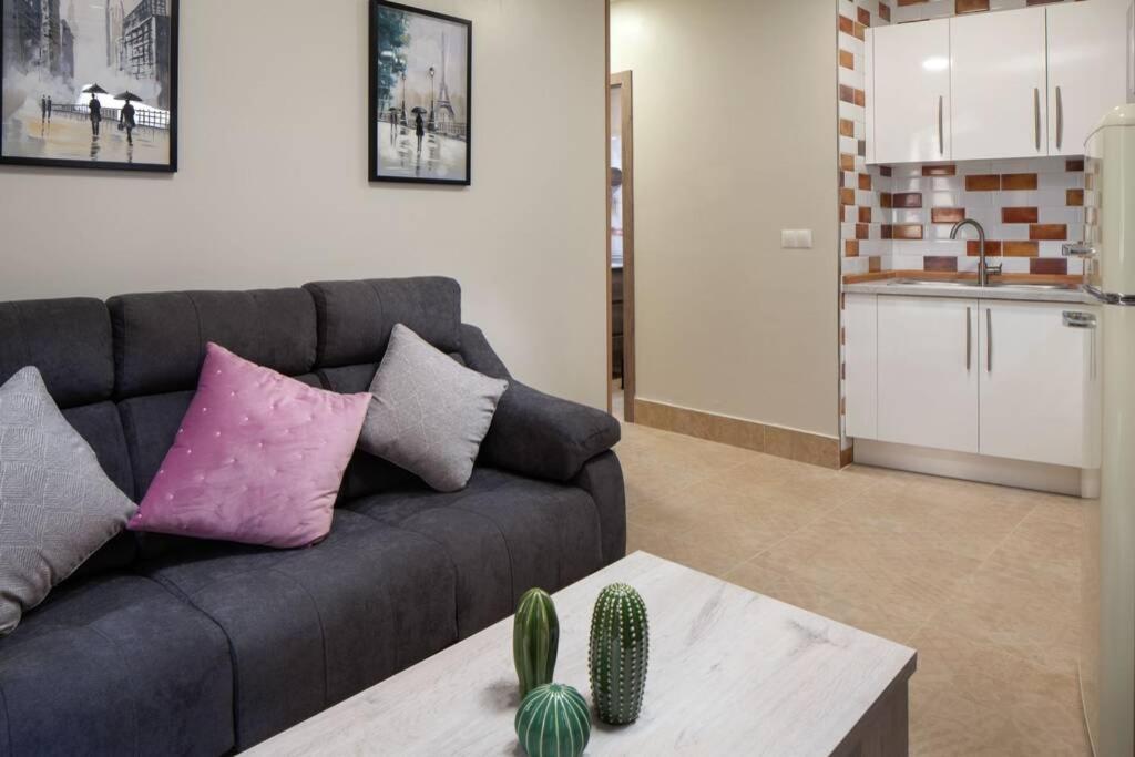 San Juan Roomalaga By Bossh! Apartments Luaran gambar